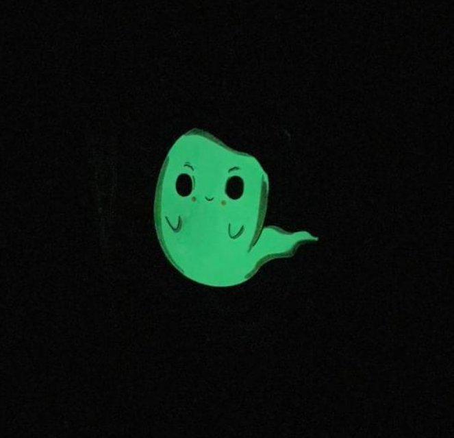 Lill Ghosty Enamel Pin