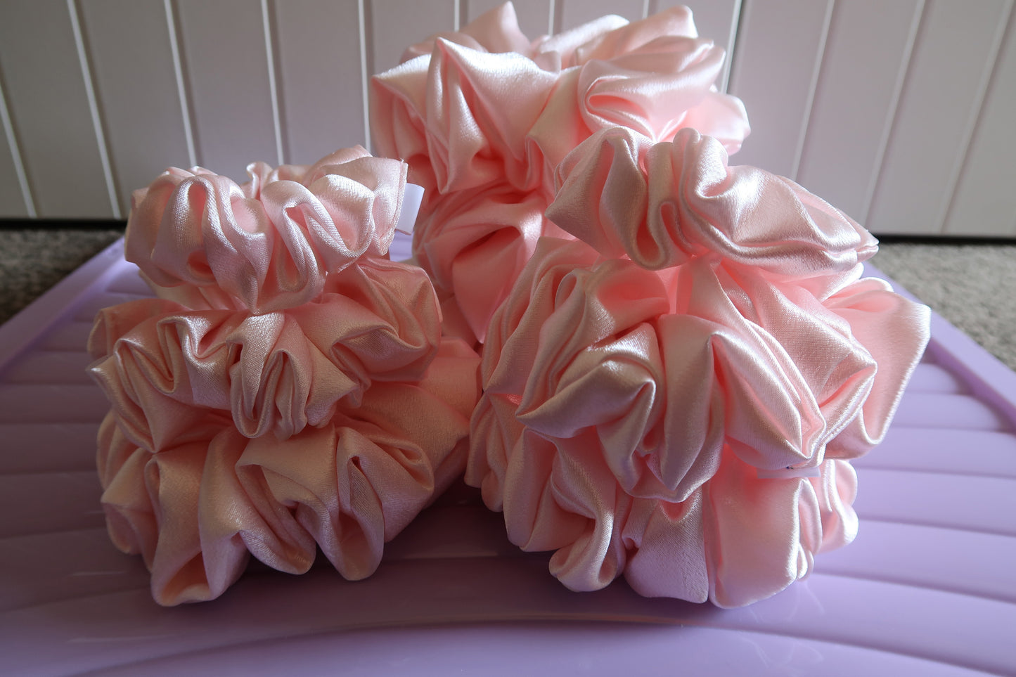 LUSH Scrunchie - PINK BALLERINA
