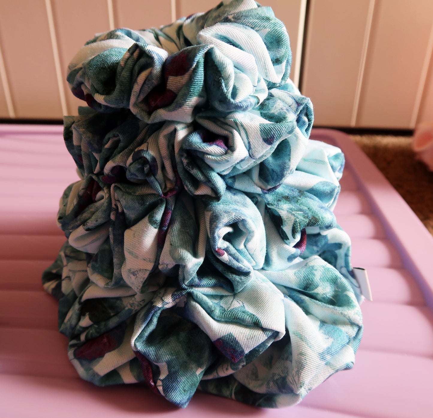 DELUXE Scrunchie - BLUEBELL MOMENTS