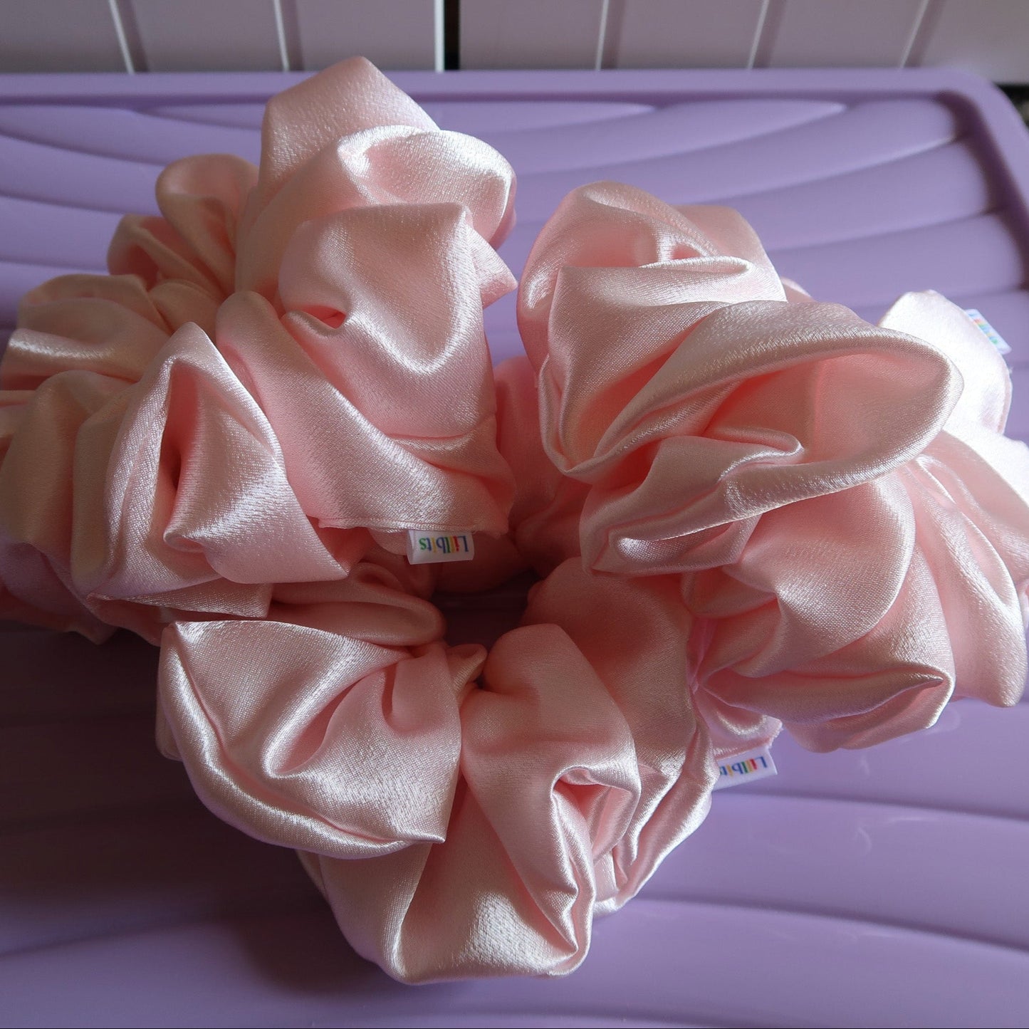 LUSH Scrunchie - PINK BALLERINA