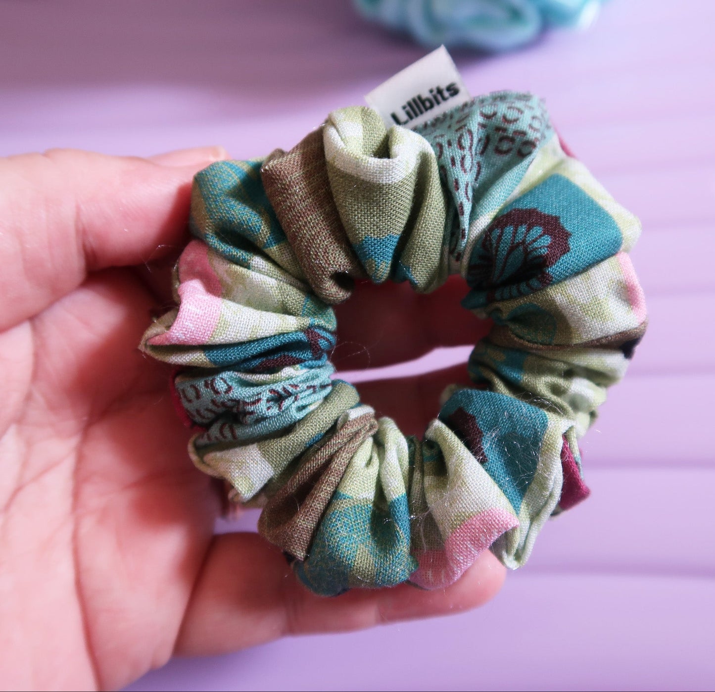 MINI Scrunchie - FLUTTERBIE