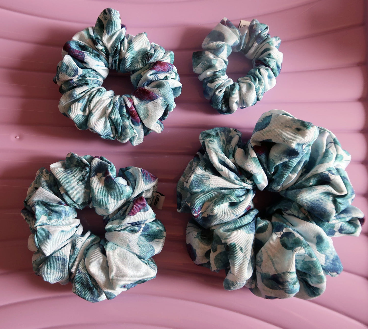 DELUXE Scrunchie - BLUEBELL MOMENTS