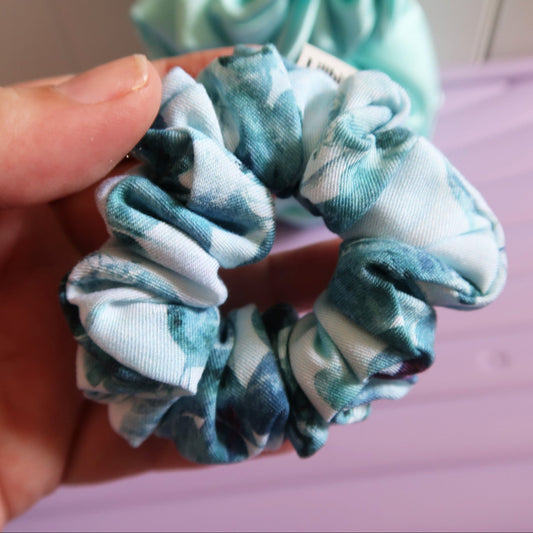 MINI Scrunchie - BLUEBELL MOMENTS