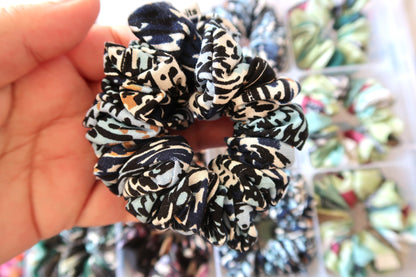 Scrunchie - Blue Swirls