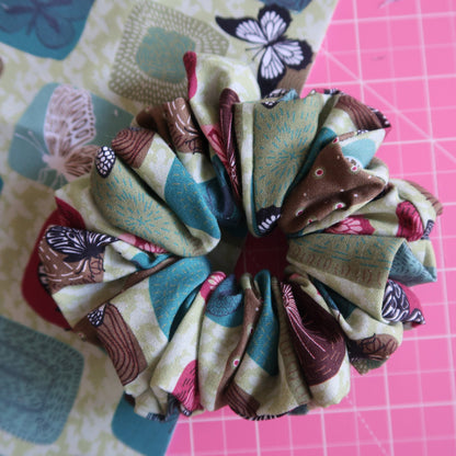 DELUXE Scrunchie - FLUTTERBIE
