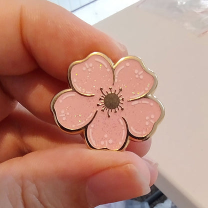 Lill Cherry Blossom pin