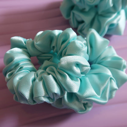 CLASSIC Scrunchie - MINTY