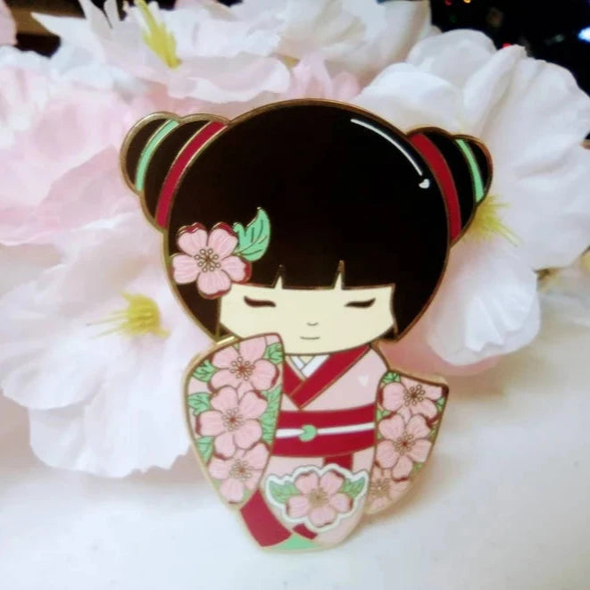 Geisha Girl Enamel Pin