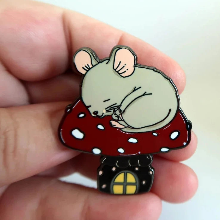 Snuggle Mouse Enamel Pin