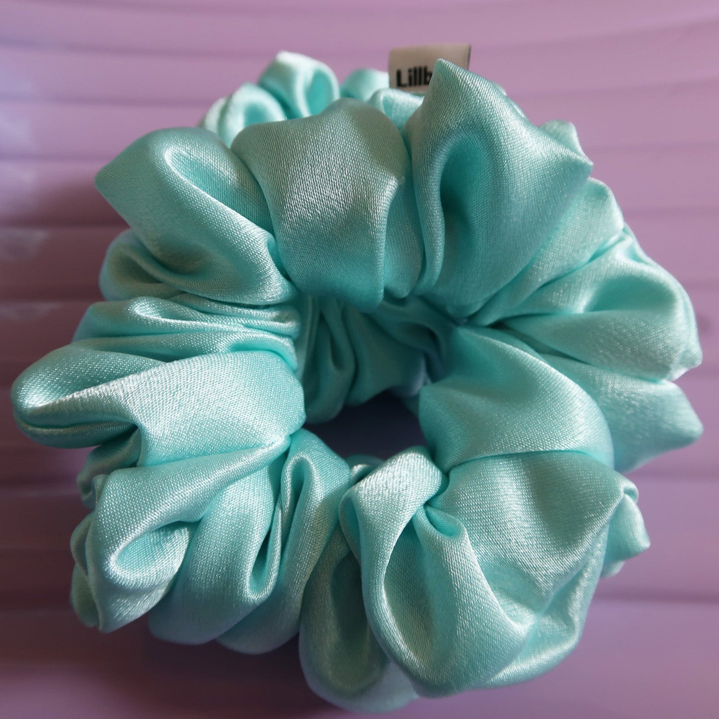 DELUXE Scrunchie - MINTY
