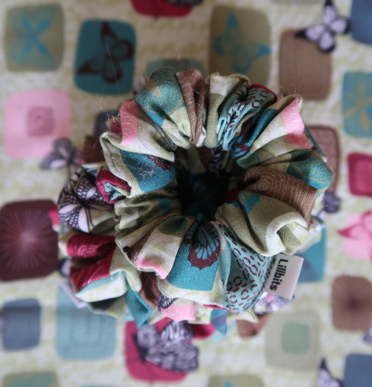 CLASSIC Scrunchie -FLUTTERBIE