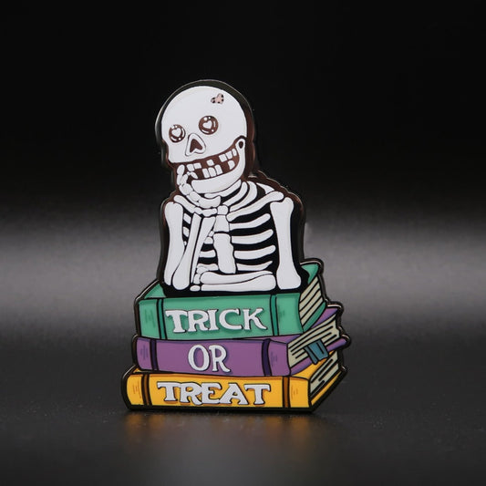 Trick or Treat Skelly